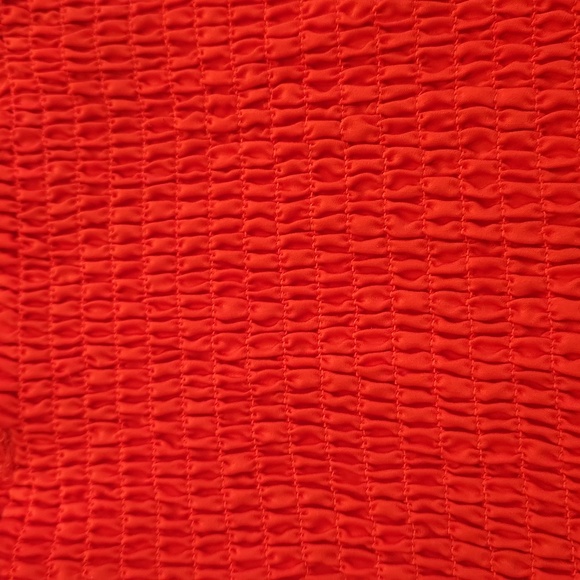 New Red Ruched Tank Top - Picture 3 of 3